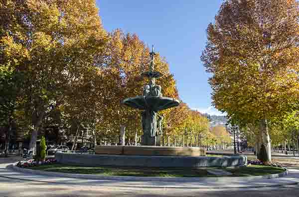 Granada 162 - plaza del Humilladero.jpg